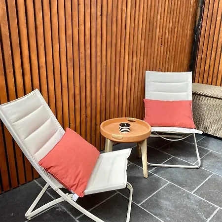 Superbe Près De Avec Privé *