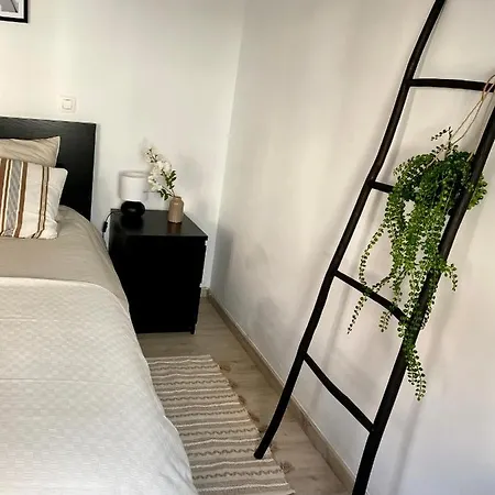 Superbe Près De Avec Privé