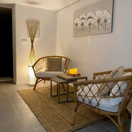 Superbe Près De Avec Privé *
